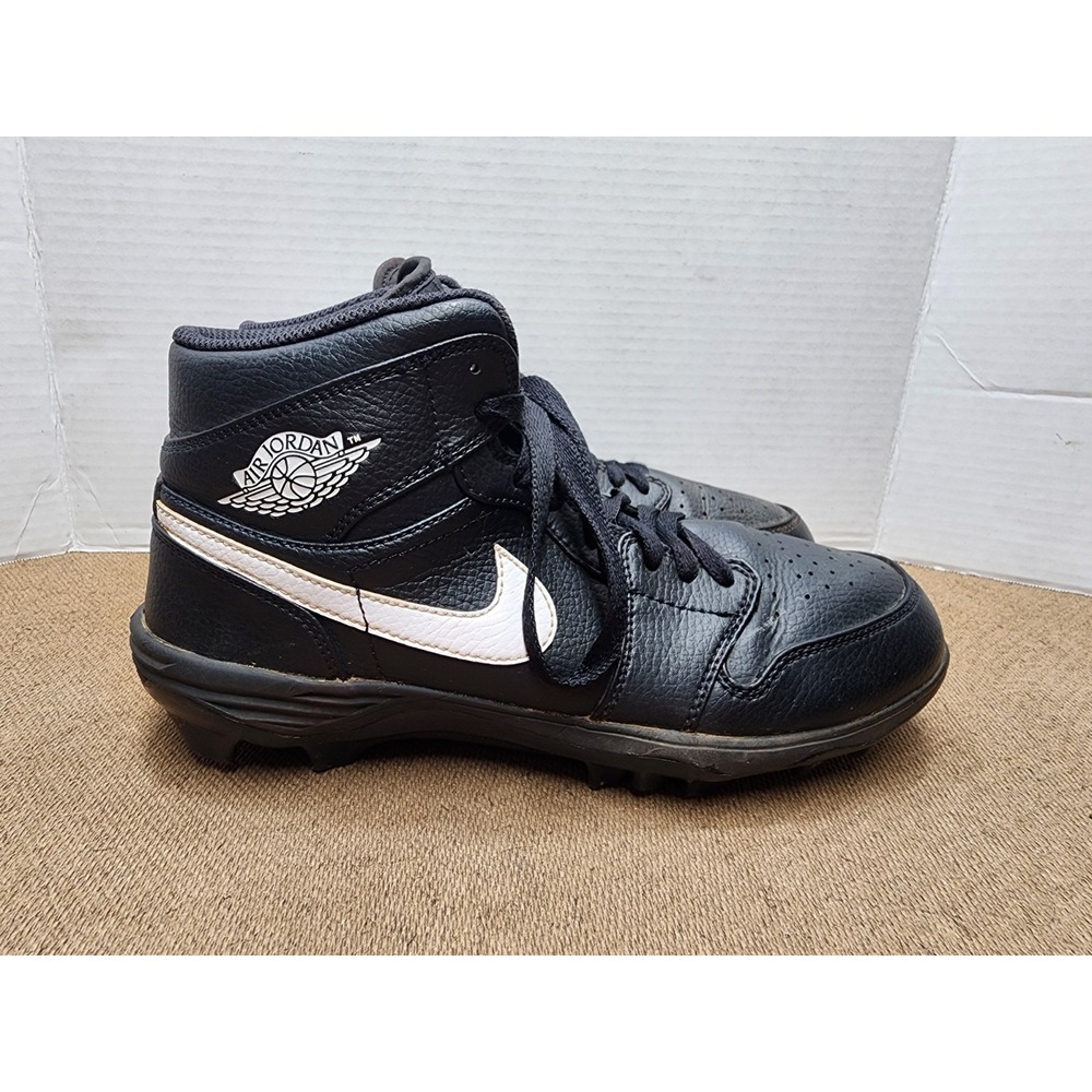 Nike Air Jordan 1 Mid TD Men's 8 Black White football cleats FJ6805-001